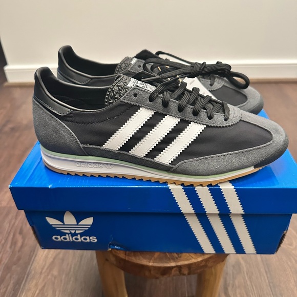 Adidas Women’s SL 72 OG Athletic Shoe - Core Black, Size: 8.5 - Picture 4 of 11